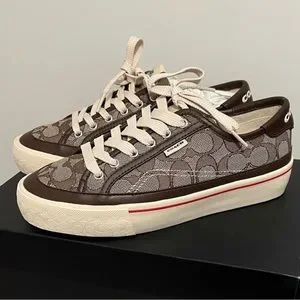 SALE！COACH スニーカーsofi leather slide 23cm (6B)(国内) Amazon.com | Coach Men's C201 Signature Sneaker, Saddle, 8.5
